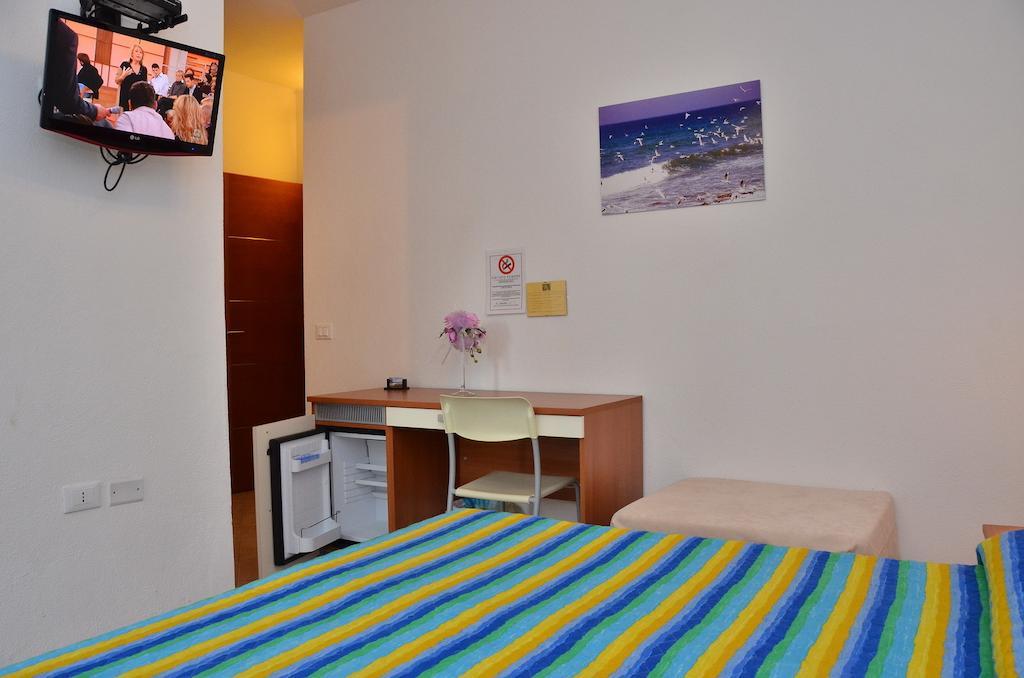 Bed and Breakfast Domo - Guest-House Il Nespolo Fiorito Orosei Exterior foto