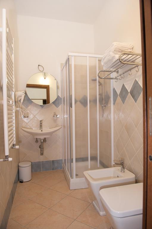 Bed and Breakfast Domo - Guest-House Il Nespolo Fiorito Orosei Exterior foto