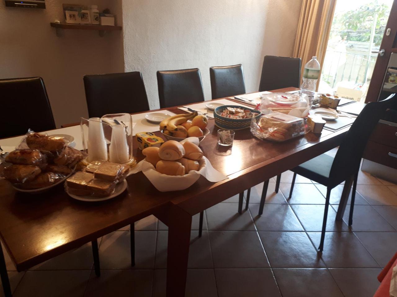 Bed and Breakfast Domo - Guest-House Il Nespolo Fiorito Orosei Exterior foto
